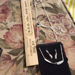 Necklace, earring, bracelet set